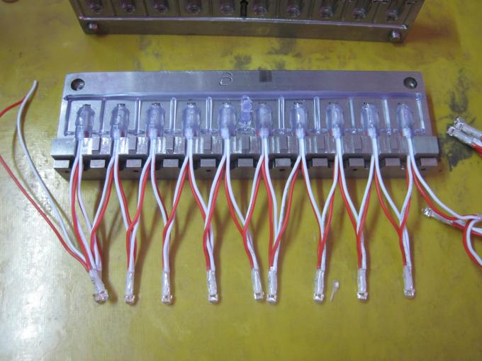 El LED expuso el módulo ligero de la luz del pixel de la letra de canal de la retroiluminación LED de la secuencia LED para la prenda impermeable de la muestra 9m m 0.1W RGB IP68